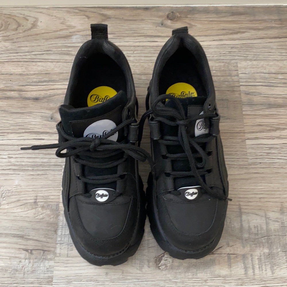 BUFFALO SHOES